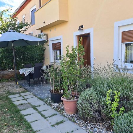 Apartman Luka Banjole Exterior photo