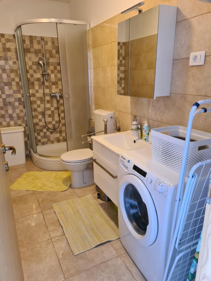 Apartman Luka Banjole Exterior photo