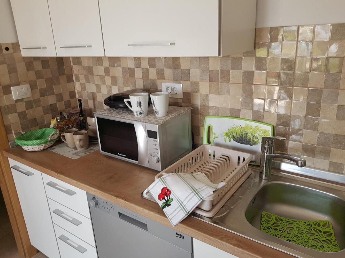 Apartman Luka Banjole Exterior photo